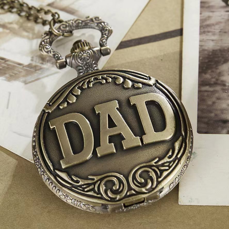 Best Collectible Vintage Watches - Vintage Bronze Schnitzerei DAD Mode Quarz